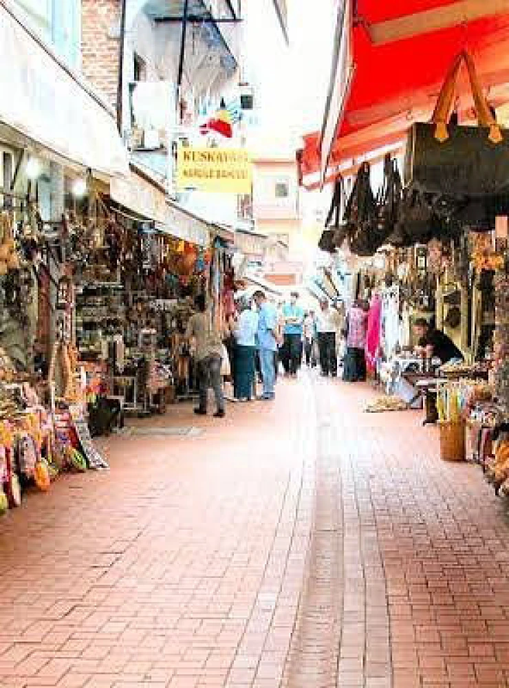 Çekiciler Çarşısı